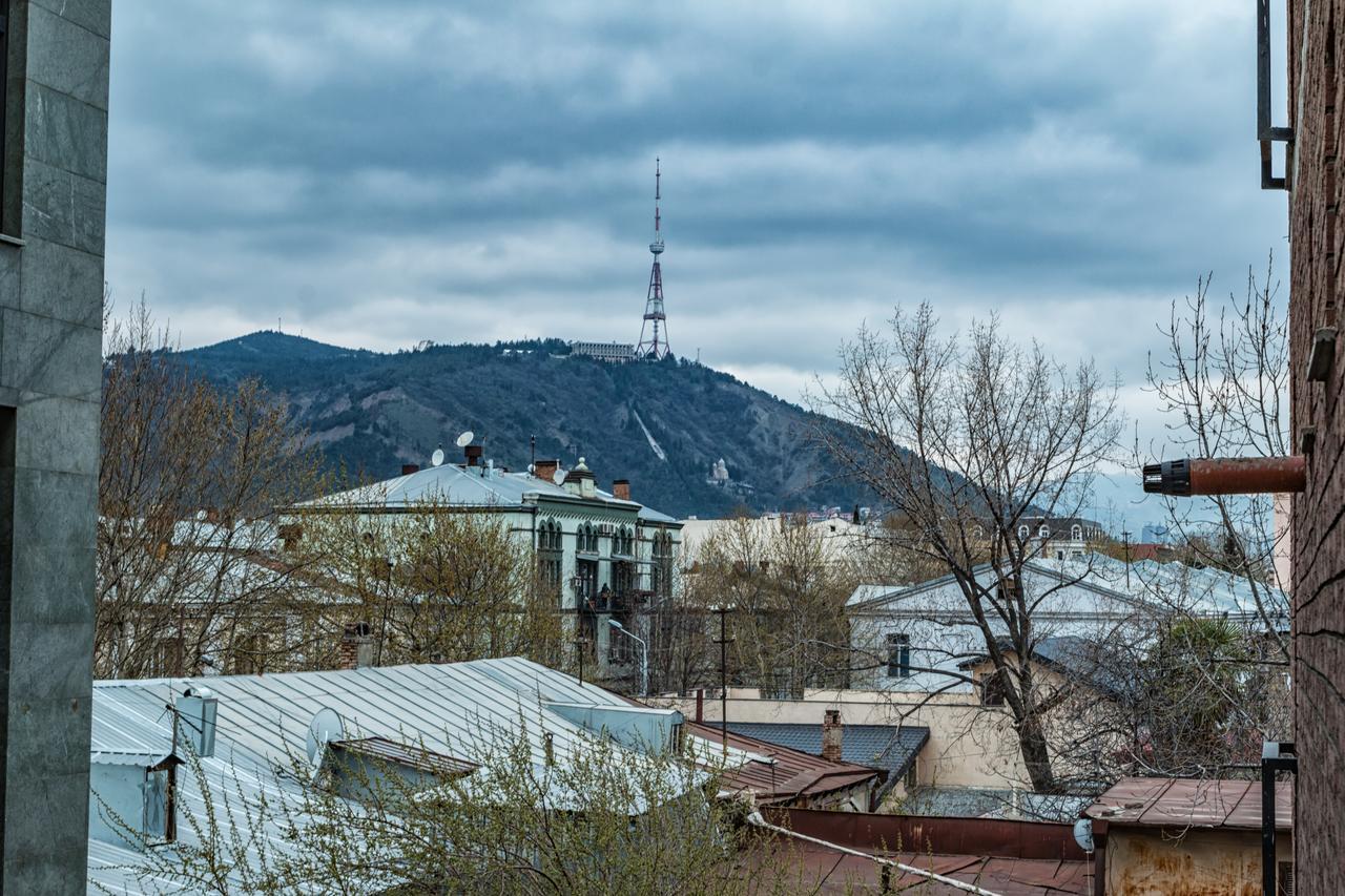 Apartment Art Nebula Old Tbilisi Avlabari Buitenkant foto